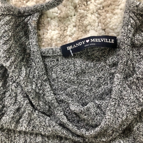 Classic Brandy cropped tank 💕 - Picture 4 of 4